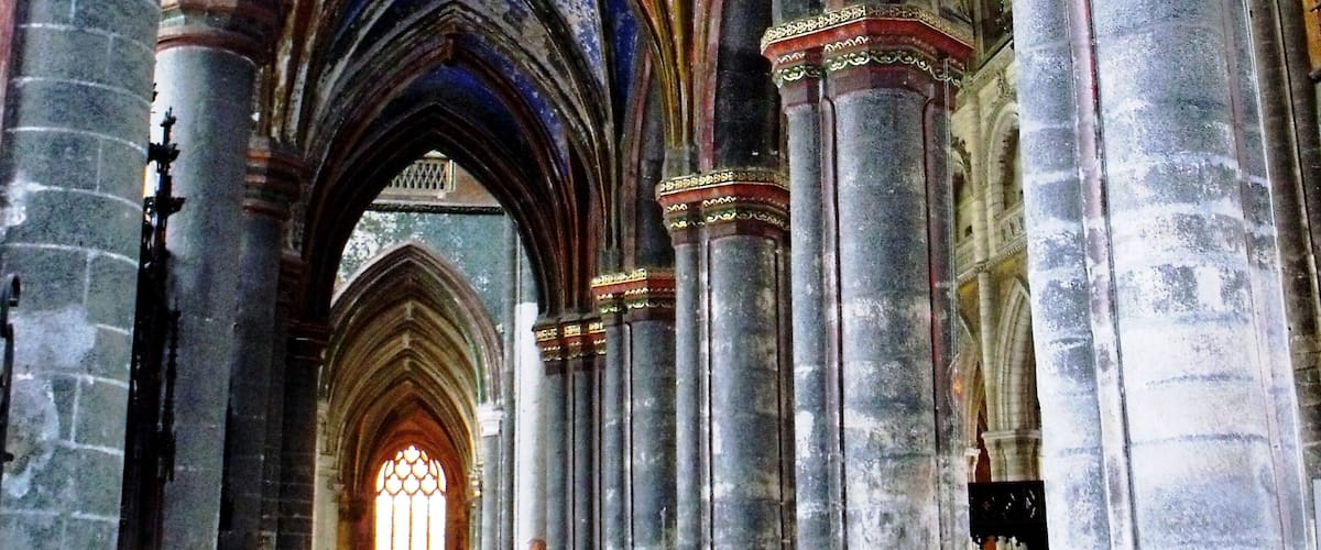 The collegiate church of St. Pierre. L'eglise de St. Pierre.