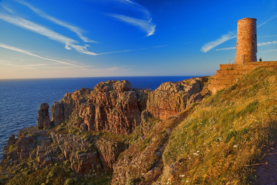Bretagne,22,cap Frehel : falaises au crépuscule