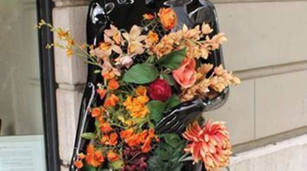 A quick jaunt down the street...