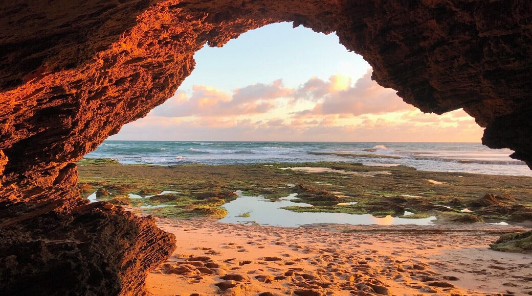 Number 16 Beach in the Mornington Peninsula near Rye is a beautiful place to relax and watch the sunset. Try to visit during low tide #SMDdoesOZ #MorningtonPeninsula #Australia