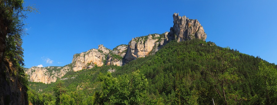Panoramic view of the famous Gorges du Tarn, canyon dug by the Tarn between Causse Méjean and the Causse de Sauveterre