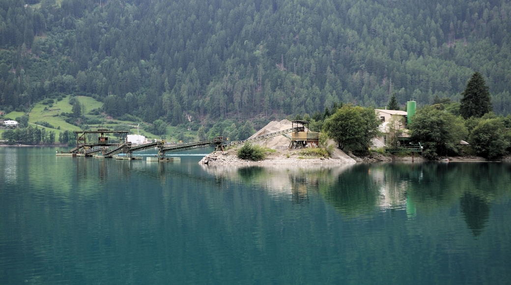 Switzerland, Graubünden, impressions along Lago di Poschiavo