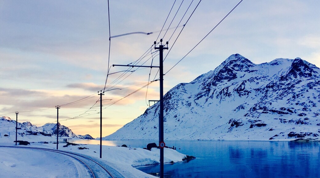 #WinterWonders #bernina #express #view #glacier #italy #switzerland #love #lovethisplace #snow # cold