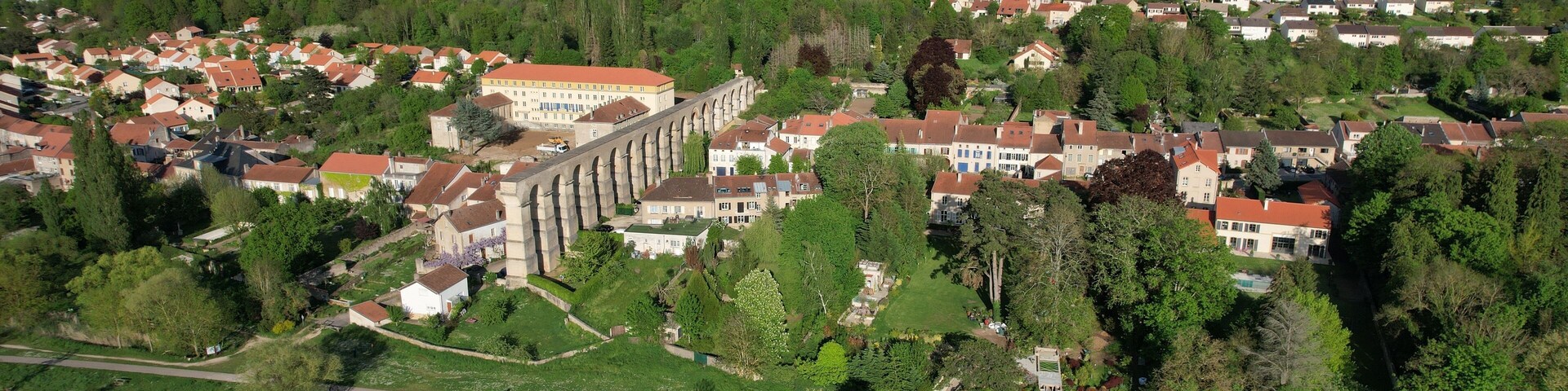Vue Aérienne de l'Aqueduc Romain à Jouy-aux-Arches (Moselle France)