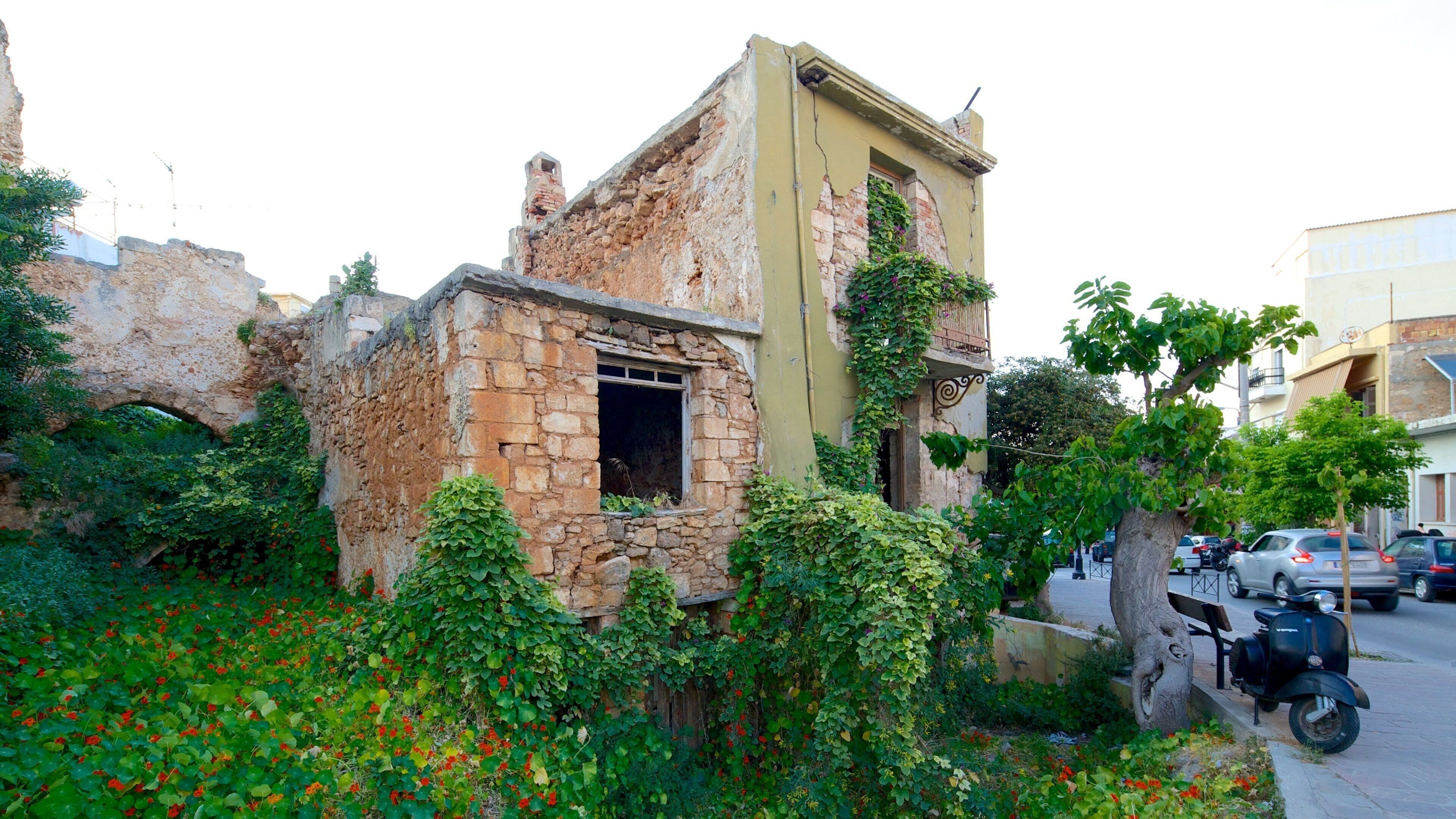 Chania which includes heritage architecture