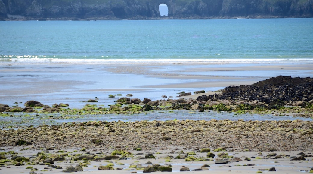 This natural sea arch over 12 meters height is located on Chateau de Dinan (Dinan' Castle) on peninsula of Crozon (Armorique Regional Natural Park) in Finistere, Brittany.