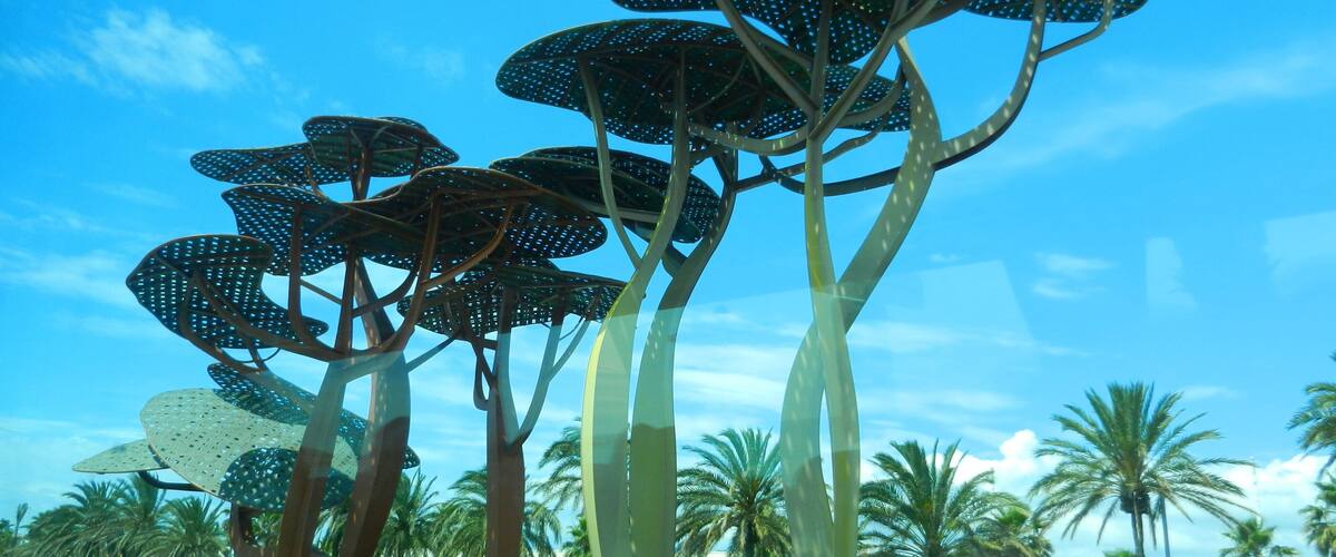 Ла-Пинеда(монумент собственно пинедам)