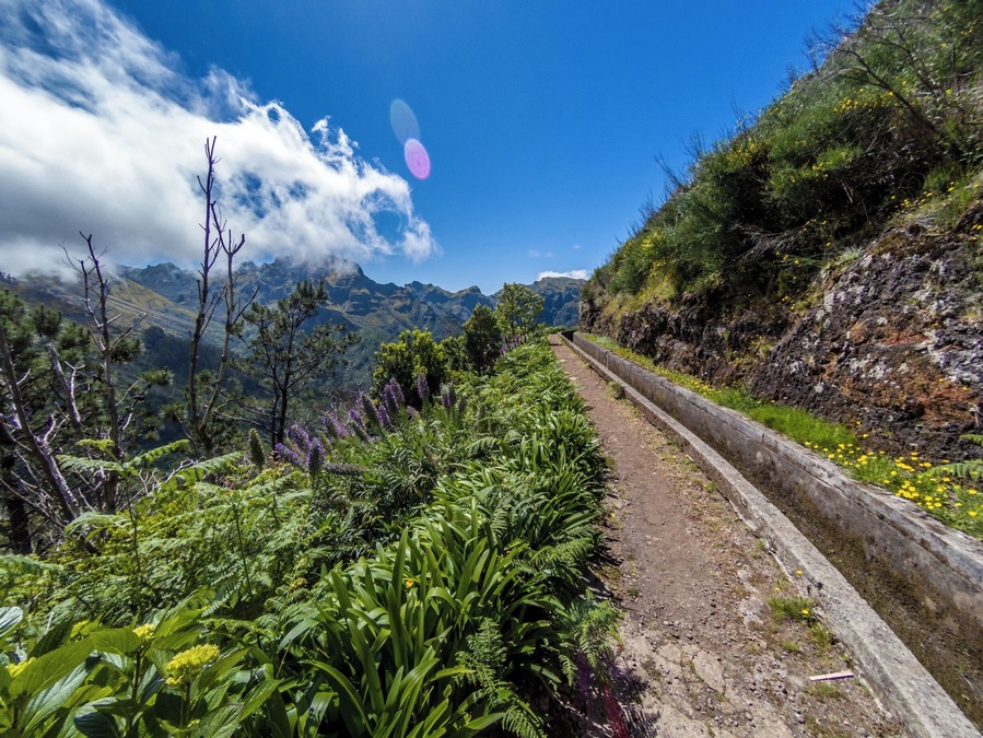 Encumeda - Levada das Rabaças
🏖 Europe's Leading Island Destination 2016 
🏖 World's Leading Island Destination 2015 
🏖 Europe's Leading Island Destination 2014 
🏖 Europe's Leading Island Destination 2013
