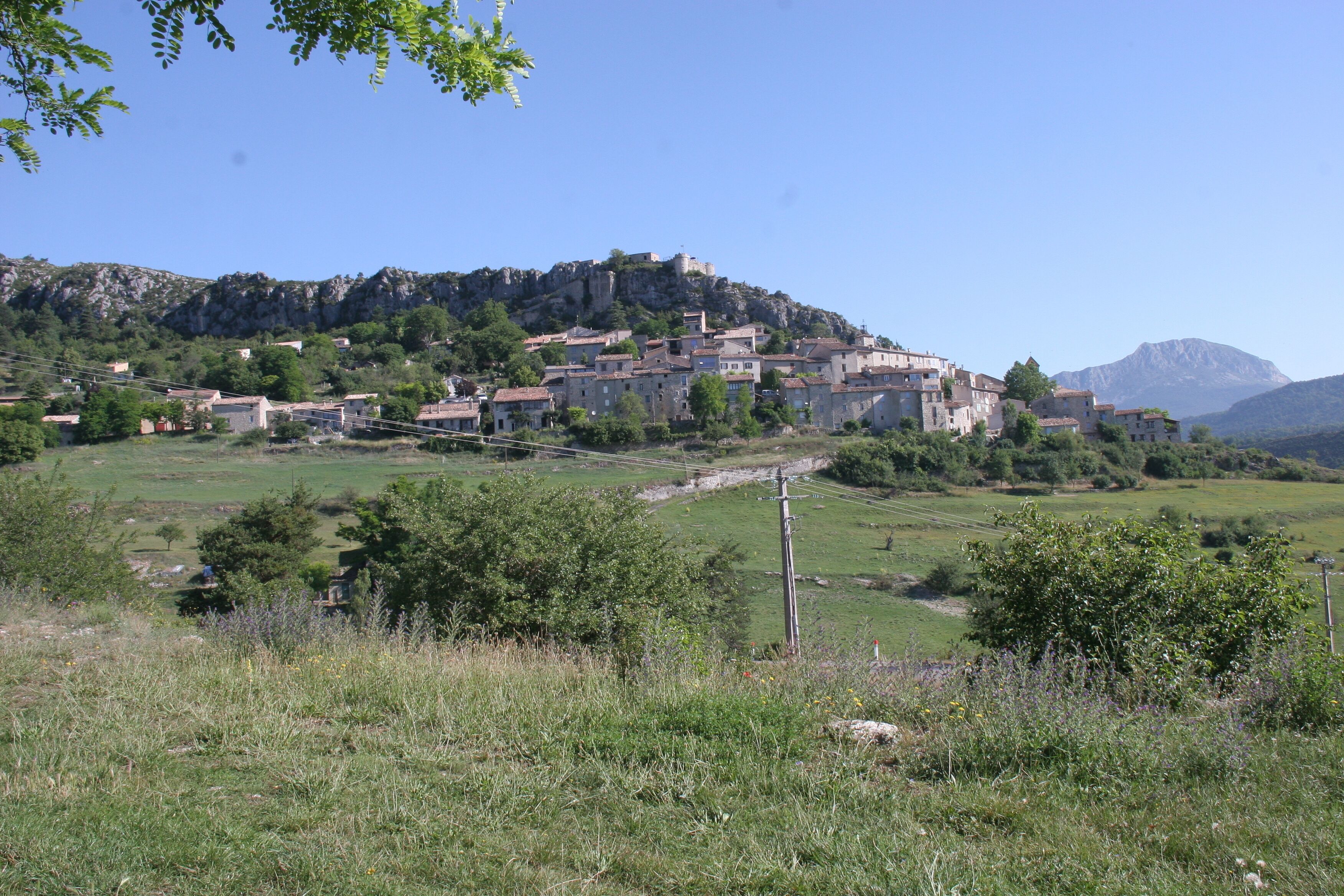 view of the village Trigance Camera location 43° 45′ 31.76″ N, 6° 26′ 38.39″ E View this and other nearby images on: OpenStreetMap - Google Earth 43.758821; 6.443996