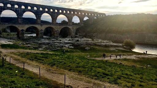 The Pont du Gard Roman aqueduct crosses the river Gardon and is a UNESCO World Heritage site. This area is great for outdoor activities including camping and kayaking on the river.