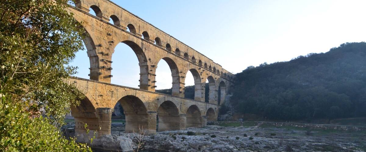 This was a beautiful morning at the Roman Aquaduct, the tallest in the Roman Empire.  Travelling in Provence in the winter seems to mean no crowds, but pleasant weather by Canadian standards!
