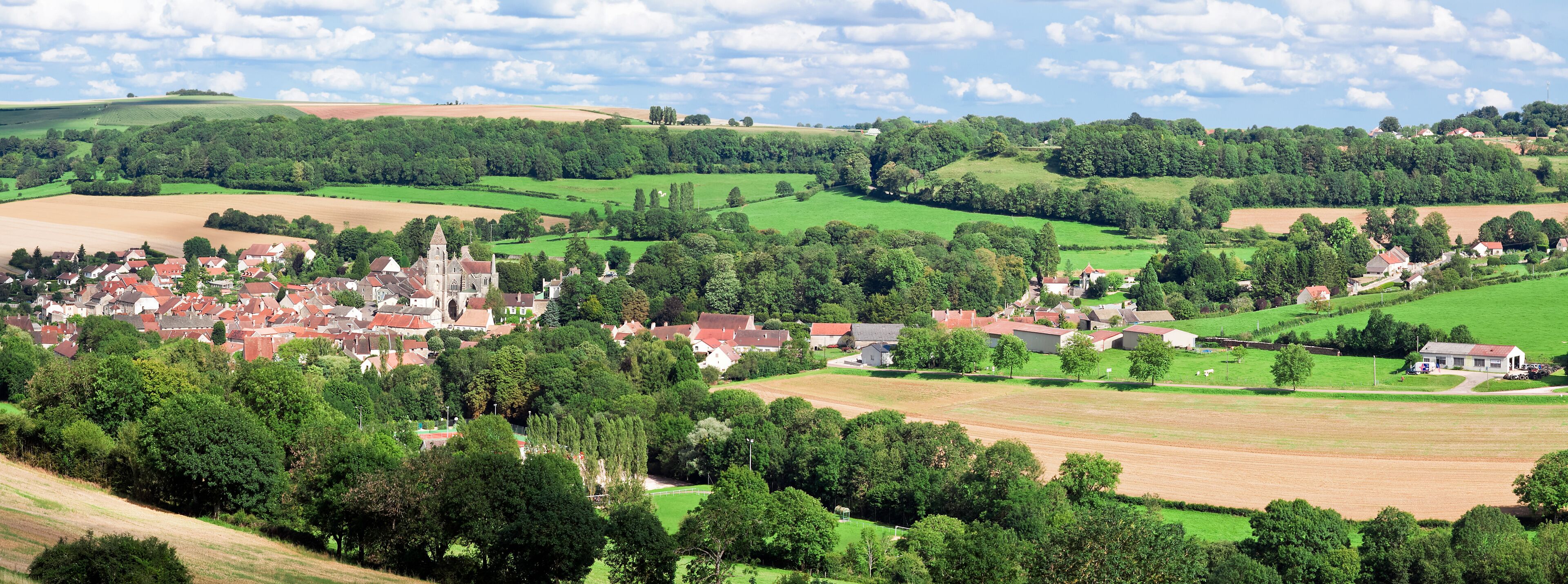 Saint-Seine-l'Abbaye, department of Cote-d'Or, prefecture Dijon,