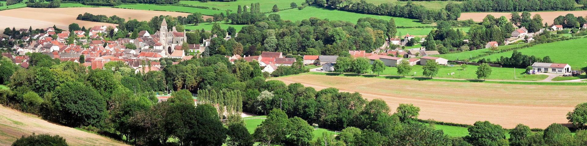 Saint-Seine-l'Abbaye, department of Cote-d'Or, prefecture Dijon,