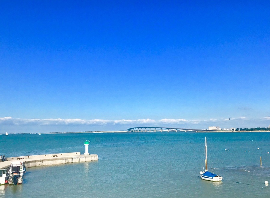 There is an island off of the coast of La Roechelle France called Ile De Re. Absolutely magical. Many beach accesses to choose from. Pay the 8 euros to cross the sky bridge and you will have a slice of heaven with several beautiful beaches to choose from #beachtips
#France #IledeRe #TroveOnTuesday