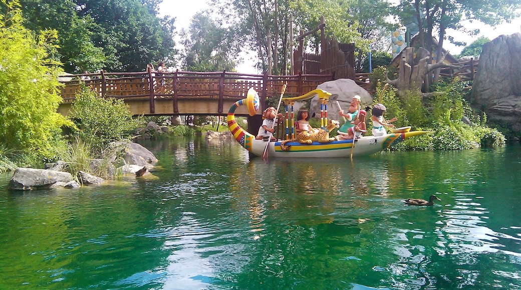 Лодочки в парке Asterix