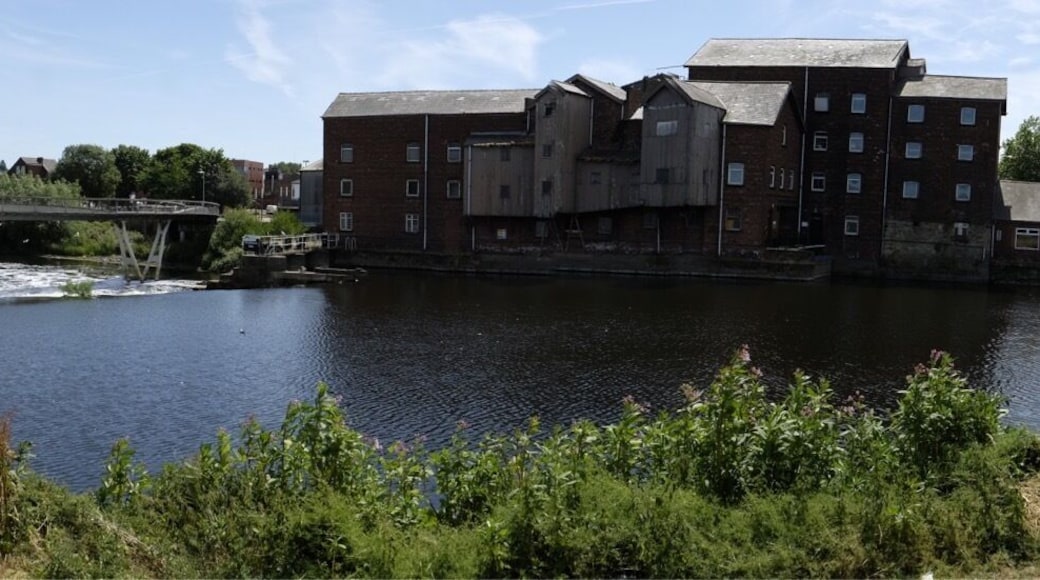 Castleford Bridge & Alinson Mill