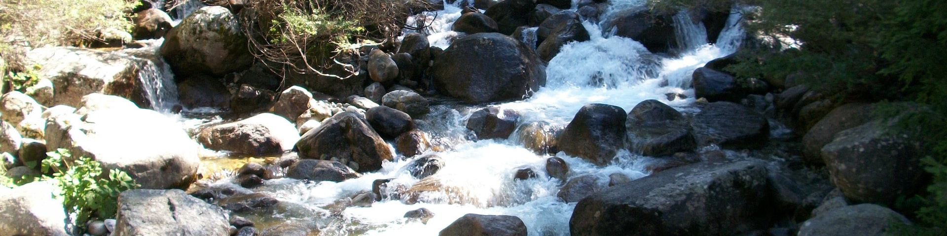 Fresh clear cold water running off the mountain. It was such a tranquil place, lots of time to sit and reflect...