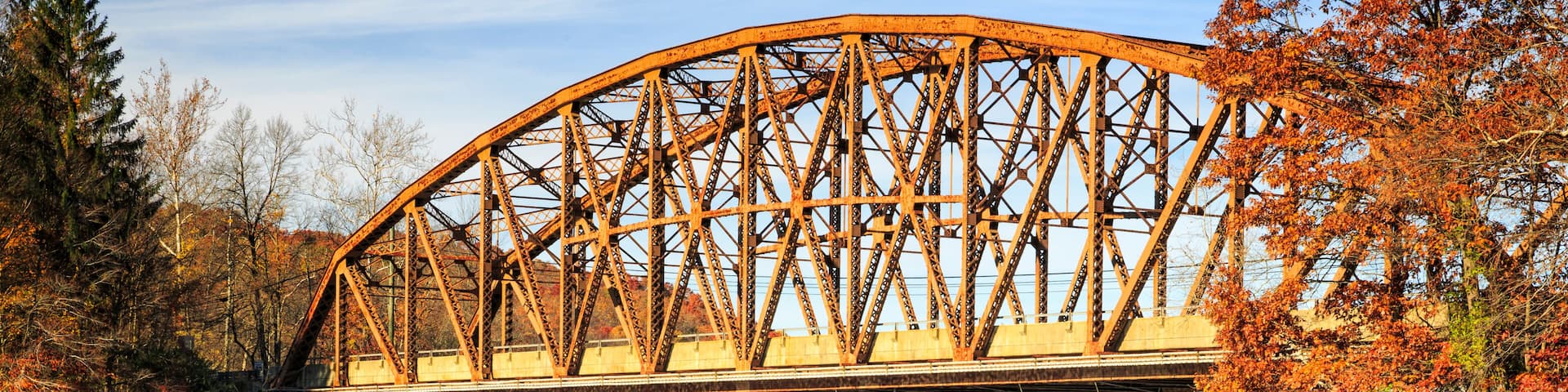 Scenic view of Bridge 507 and Housatonic River