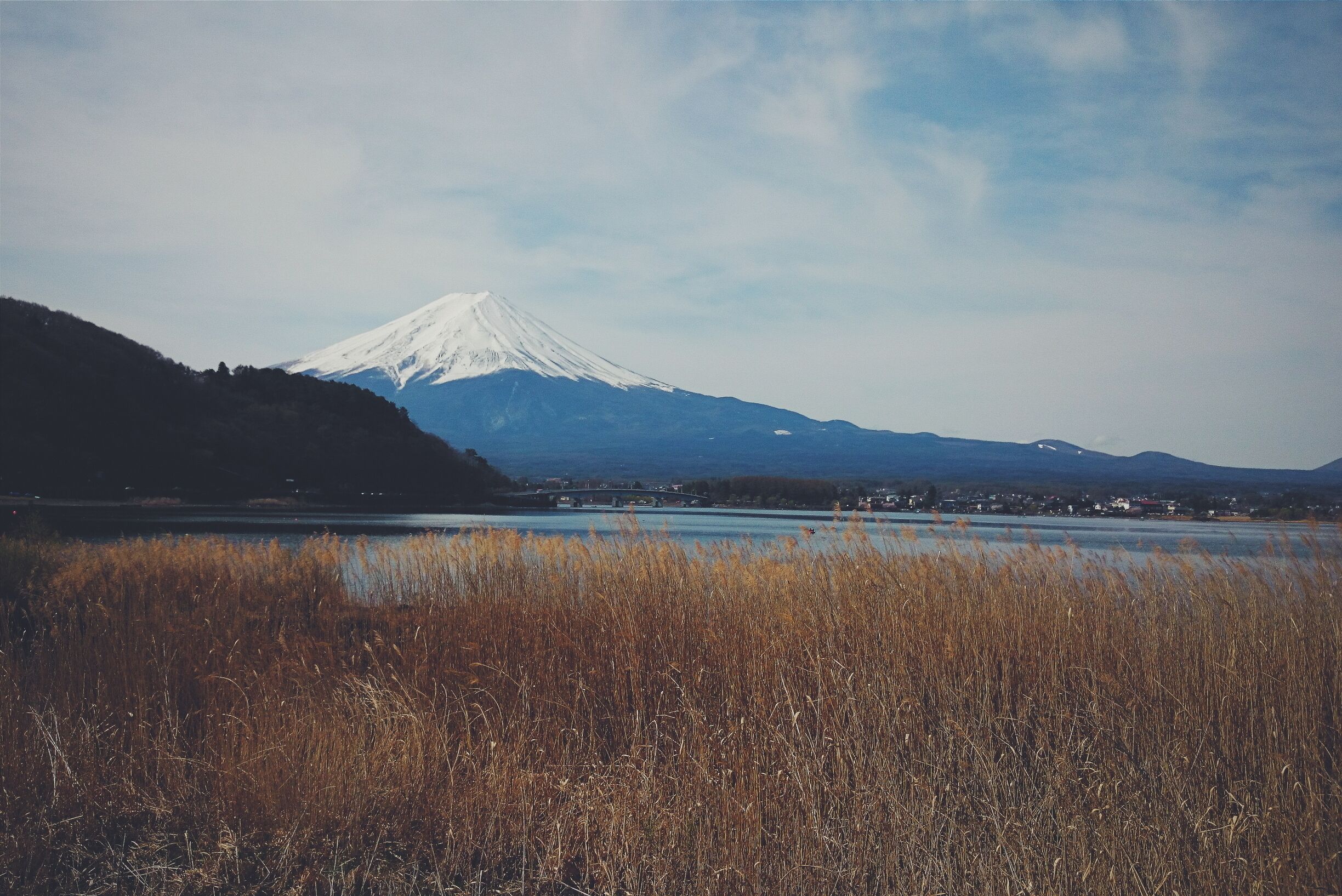 It's sunny today and Mt #Fuji is visible 😄😄