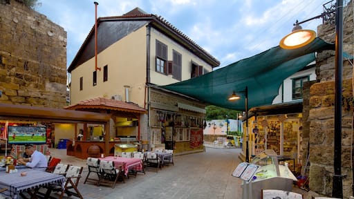 Antalya which includes café scenes and outdoor eating