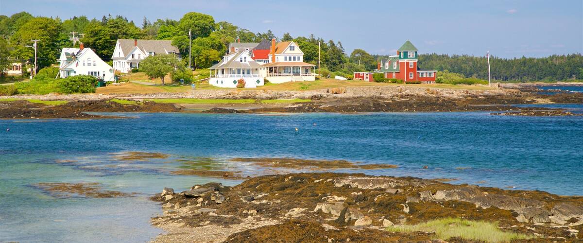 Bailey Island which includes a coastal town and general coastal views