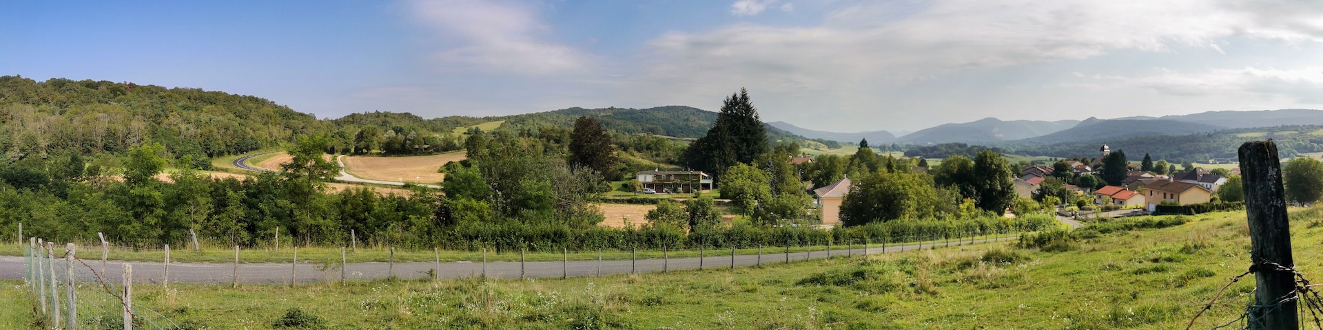 Hautecourt-Romanèche aux portes du Jura, Ain, Auvergne-Rhône-Alpes, France