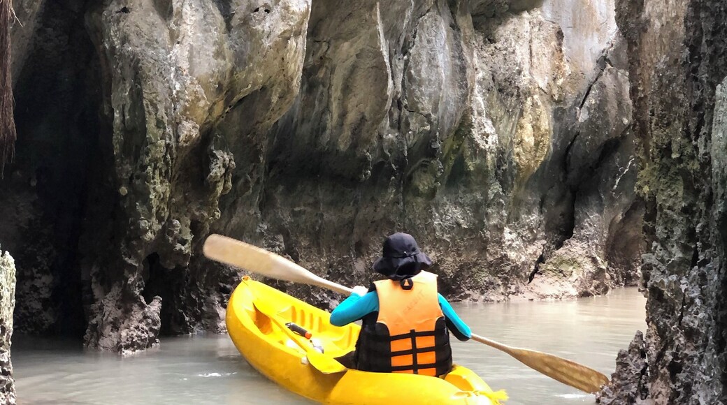 Small cave in Big Lagoon