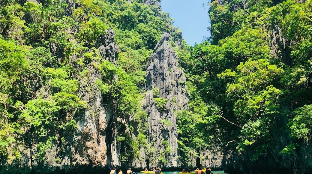 #palawan #smalllagoon #blue #green
