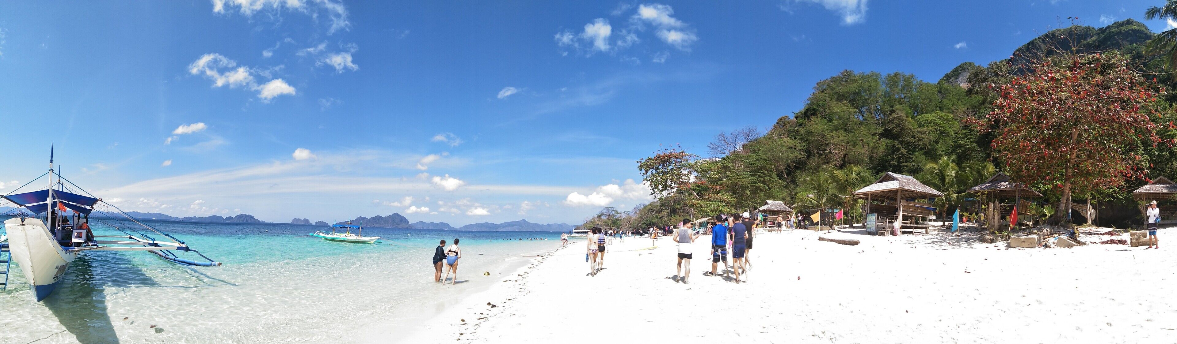 Seven Commandos Beach comes with crystal clear water and breathtaking view. Love Philippines ❤❤
#ExpediaCares