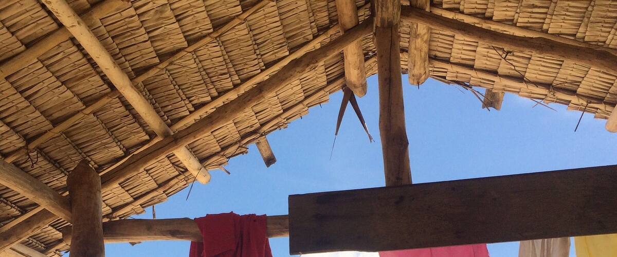 One of the most beautiful beaches I have ever been to. White sand, turquoise water, beautiful islands.
It is remote and quiet, but there are a few stands for buying fruit shakes or cocktails and a nice meal.
#weekendgetaway