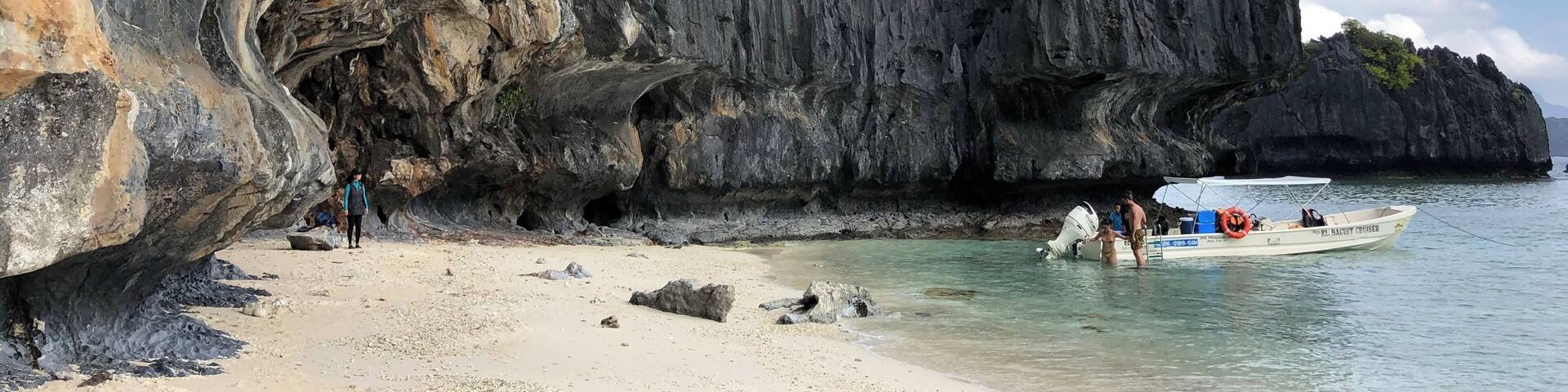 We were the first to arrived in Shimizu Island for Tour A :)