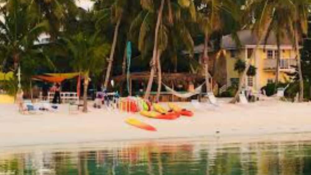 The calm before the storm 😢 Great Guana Cay Bahamas’s 💗