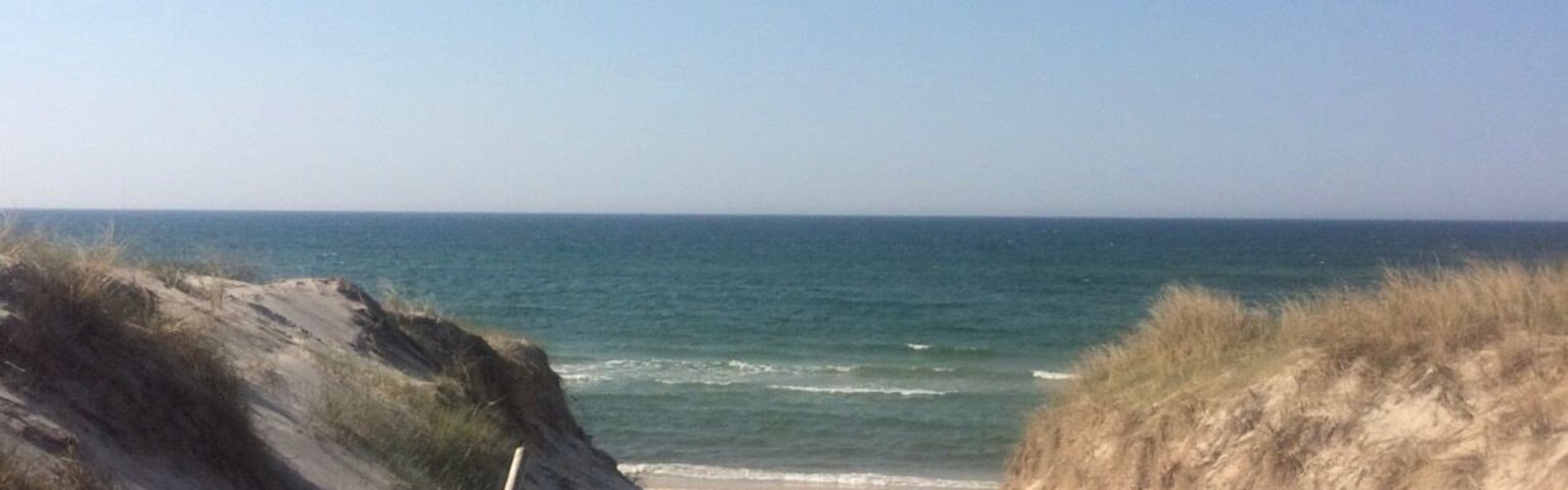 #LifeAtExpedia
wonderful silence - only waves