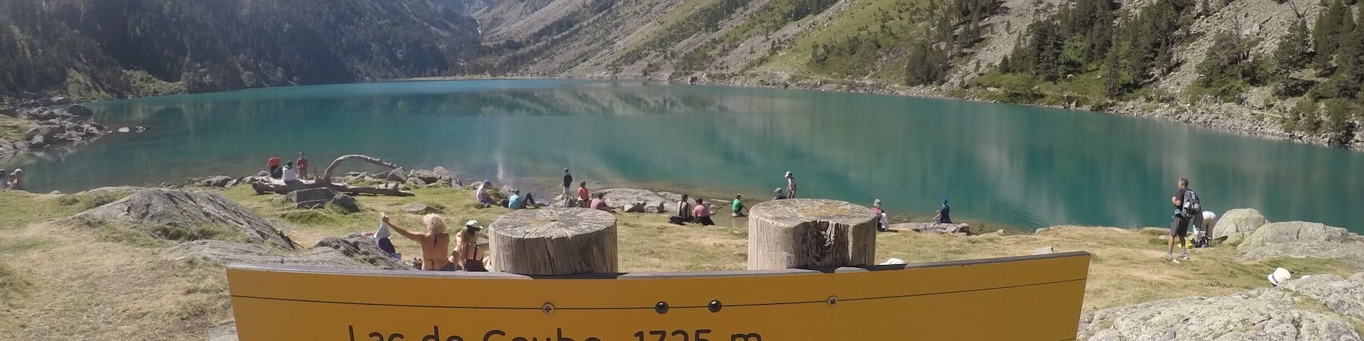 Amazing blue water !