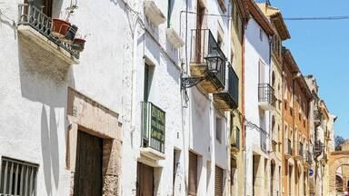 July 2014
Altafulla is a beautiful medieval Spanish town in Tarragona, Spain. Filled with history and beautiful architecture, its certainly worth a visit if you're in the area.