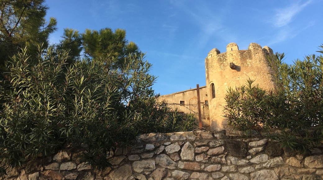 Diversos detalls del poble (Castell, poble i platges) d'Altafulla (Tarragona, Catalunya), captades el primer trimestre de l'any 2016 - CASTELL D'ALTAFULLA