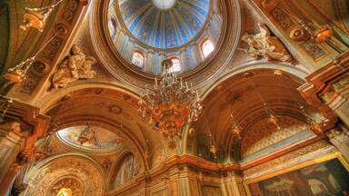 Interior de la Catedral de Santa Maria de Solsona (Catalunya). This is a photo of a monument indexed in the Catalan heritage register of Béns Culturals d'InterÚs Nacional and the Spanish heritage register of Bienes de Interés Cultural under the reference RI-51-0000691.
