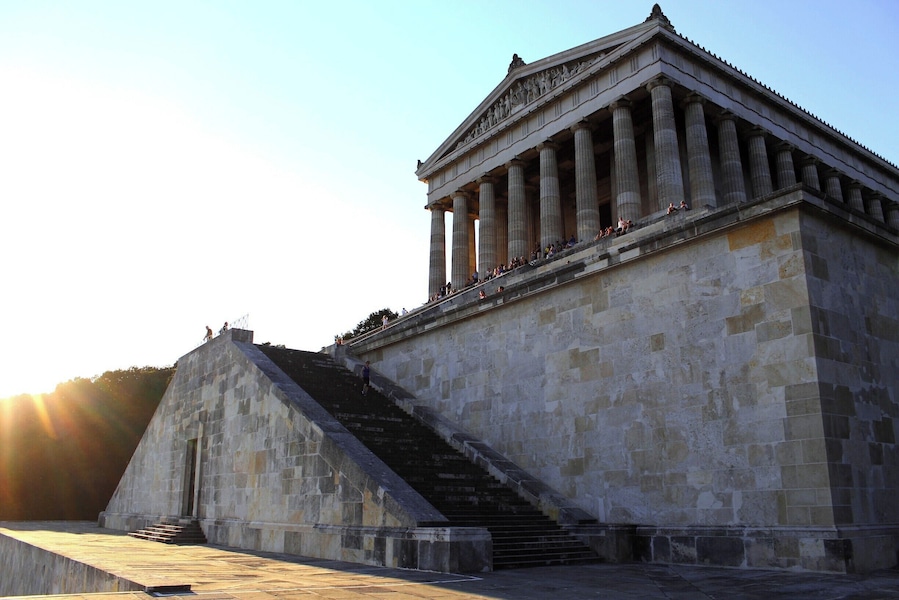 Walhalla von Ludwig I
Eröffnet am 18.10.1842