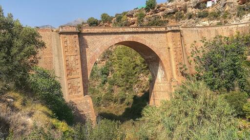 An old bridge just outside of Maro, that overlooks the old aquaduct