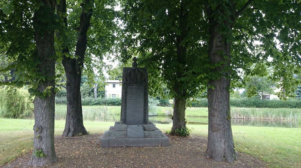 Gefallenendenkmal in Schkölen