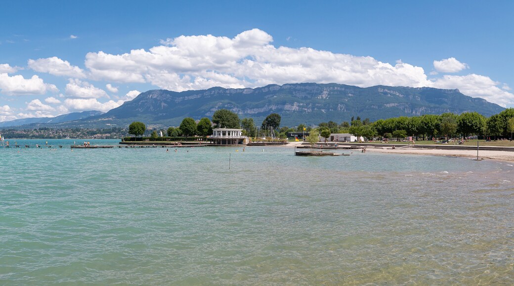 Plage du Bourget-du-Lac, lac du Bourget, Savoie