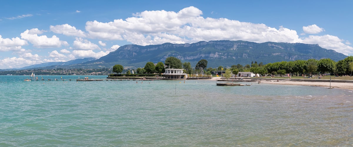 Plage du Bourget-du-Lac, lac du Bourget, Savoie