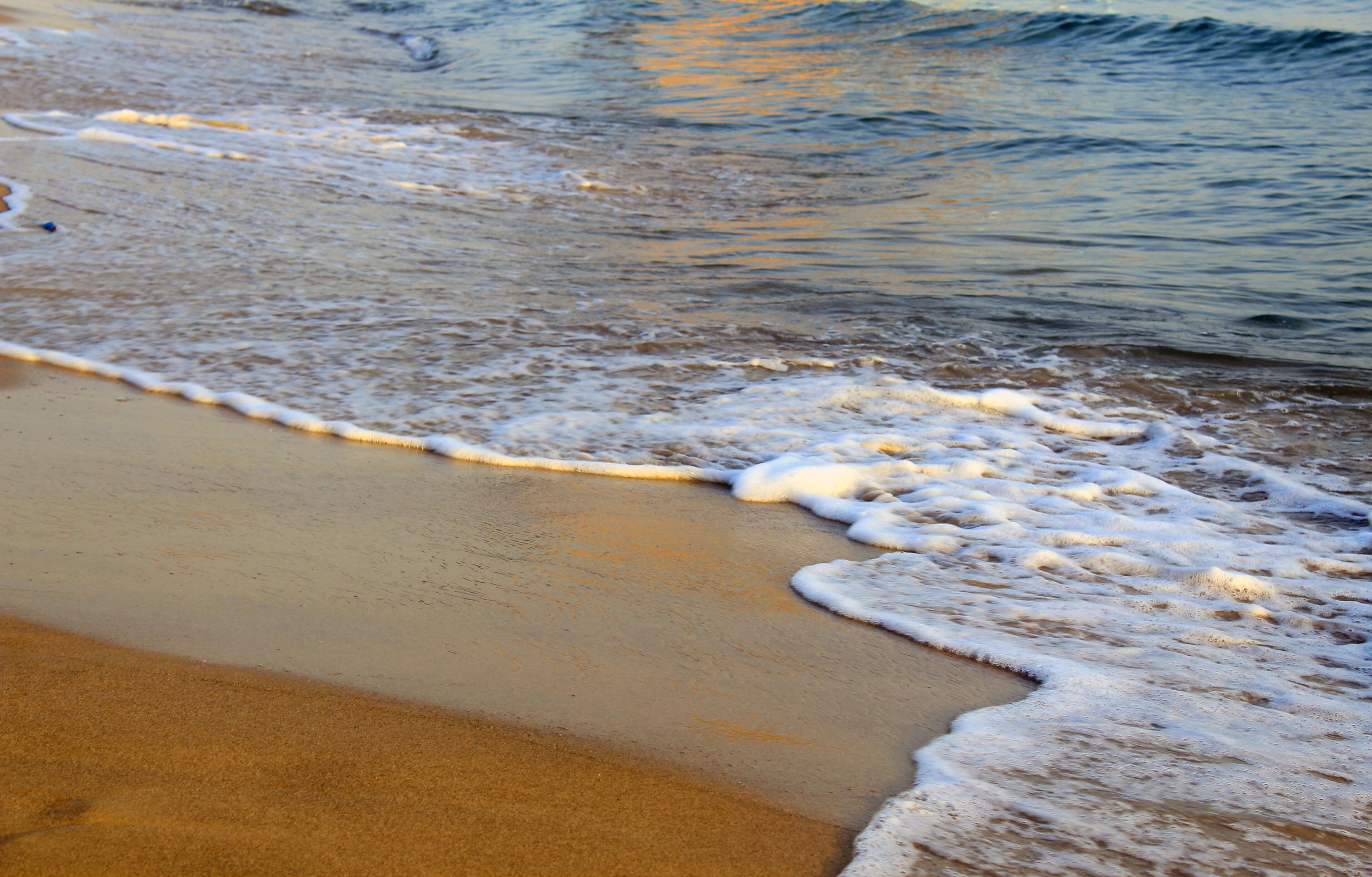 waves on the beach - tunisia rafraf-