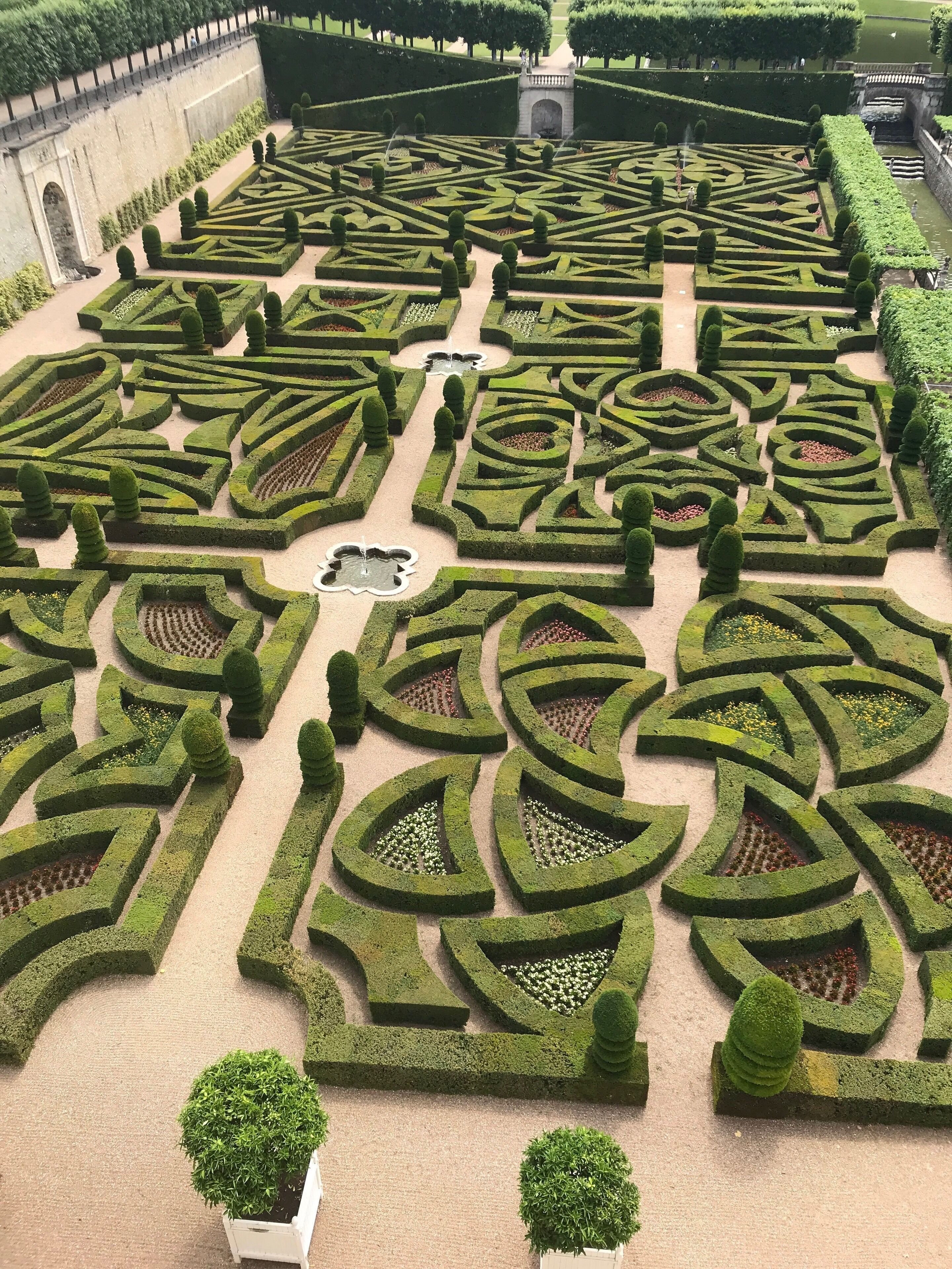 The spectacular formal love knot gardens 😘🇫🇷