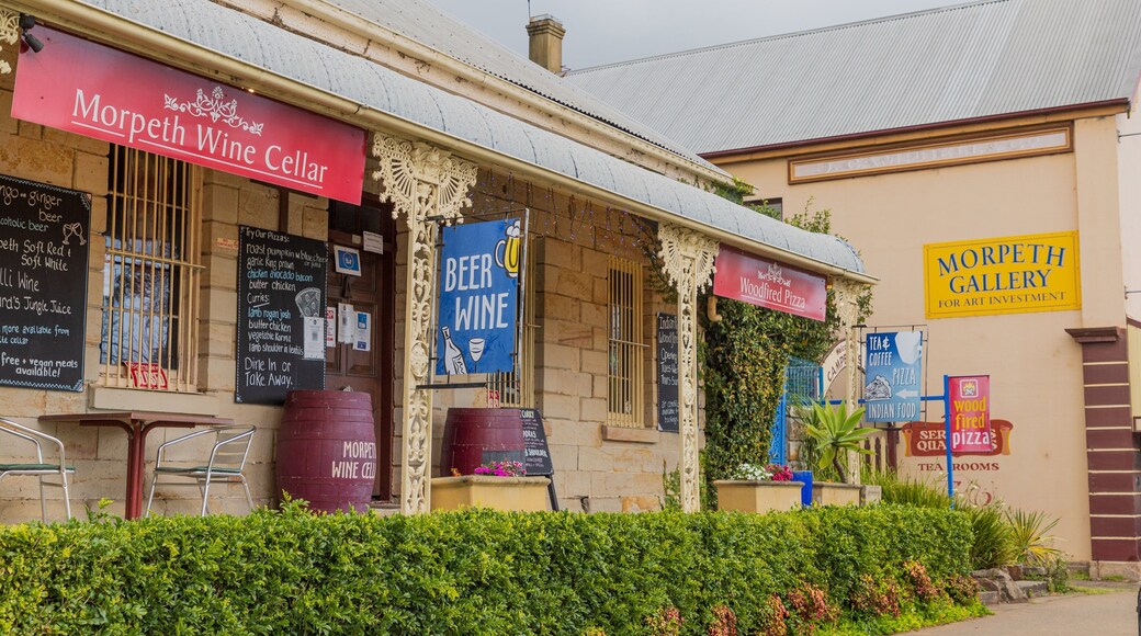 Morpeth featuring signage