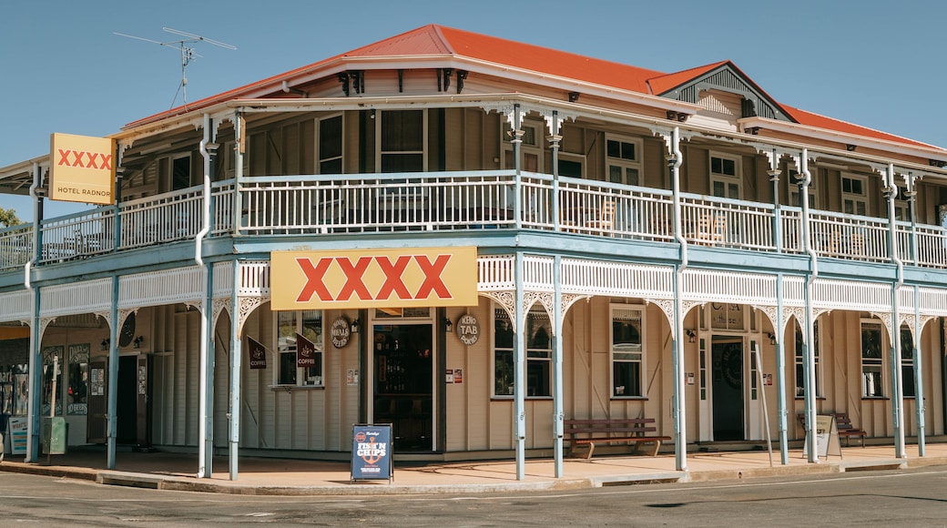 Blackbutt which includes a small town or village and signage
