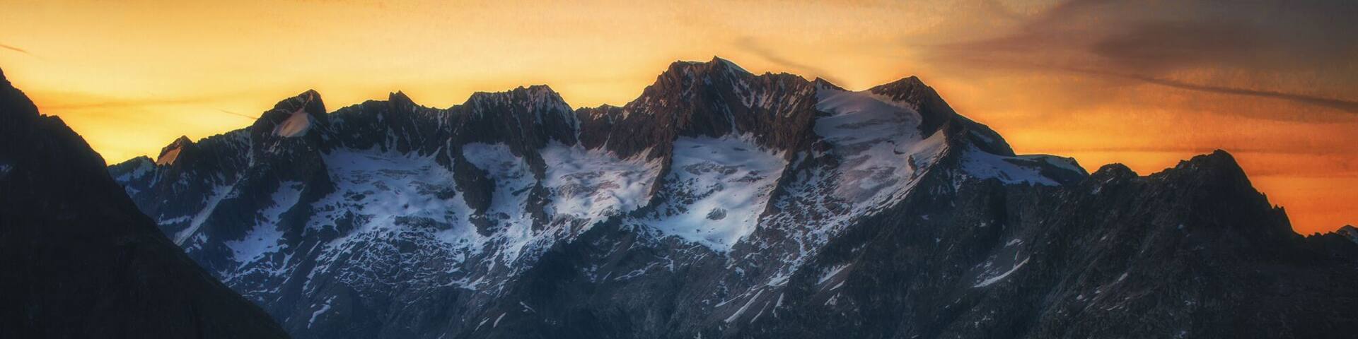 Sometimes I think I know where I want to go, sometimes I don't. Life is a sea of opportunities, like this glacier. It is just important not to fall into crevasse, and thus better not to walk alone! But, there is always an #adventure ahead.