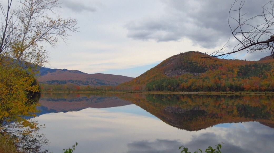 A completely reflective body of water produces awesome photos, even if the sky isn't blue. Autumn in Northern New England is a truly awesome time of year!