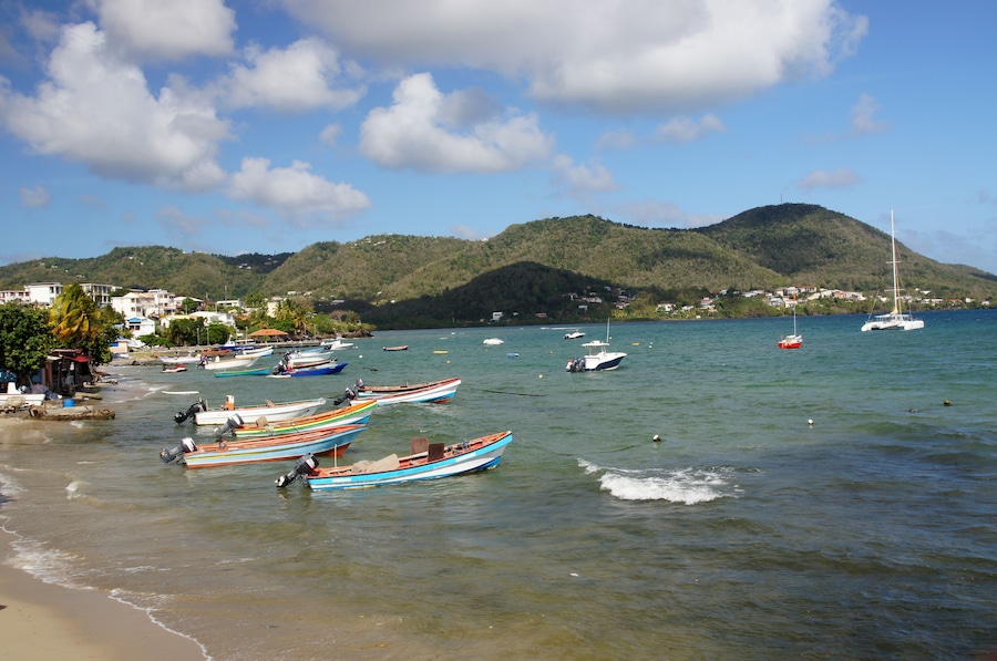 Bateaux sur la plage de Sainte-Luce