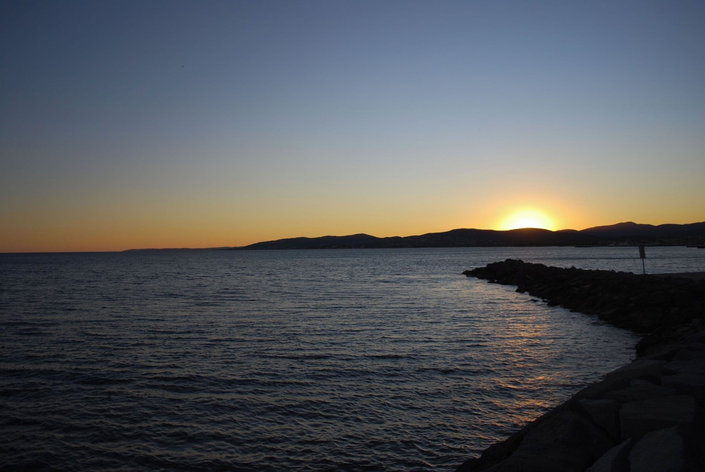 very nice region, the  Mediterranean sea, the gorgeous red mountain in the Esterel National Park